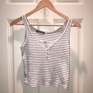striped sleeveless crop top